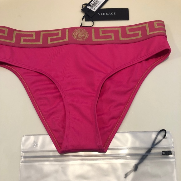 💋 Versace Greca Bikini Bottom Size Medium $200..  NEW - Picture 6 of 6
